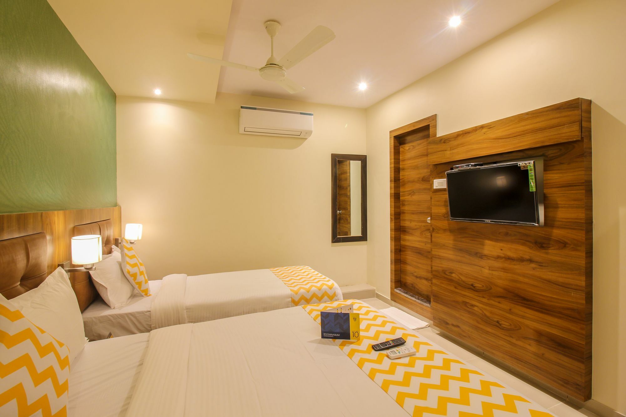 Fabhotel Amour - Nr Mumbai International Airport Bagian luar foto