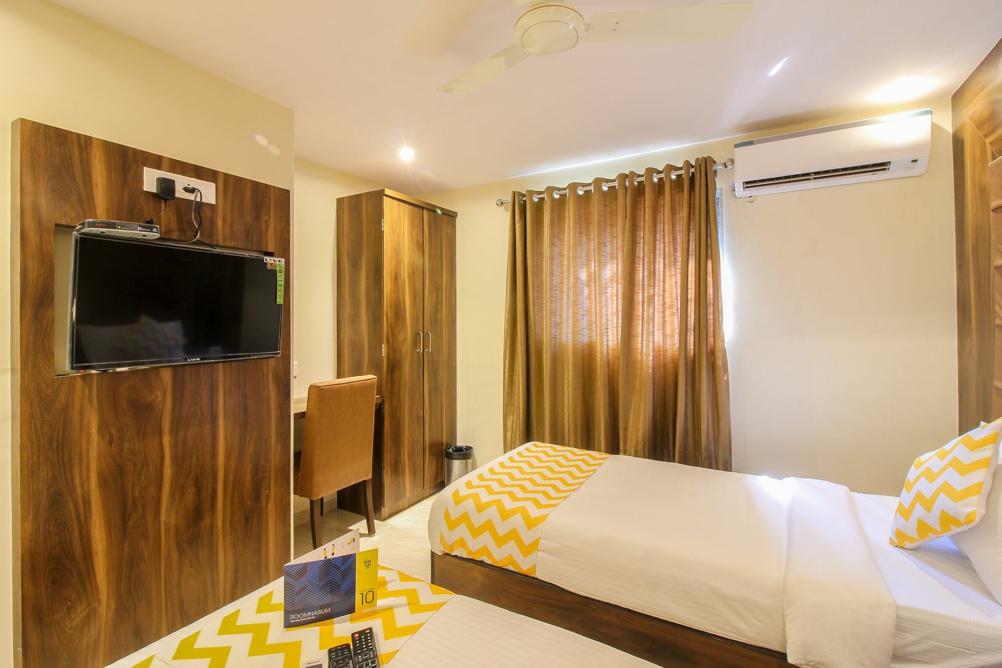 Fabhotel Amour - Nr Mumbai International Airport Bagian luar foto