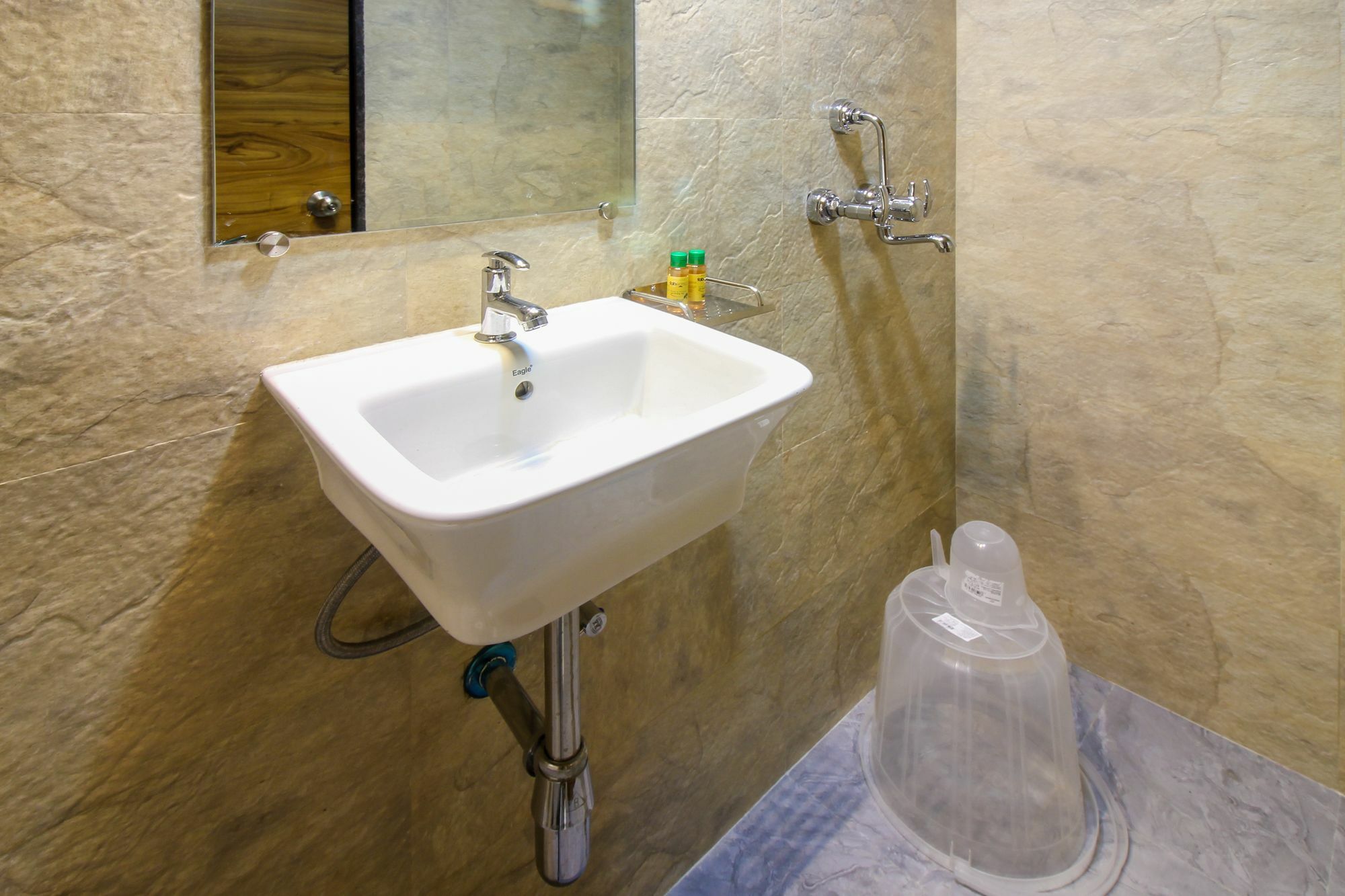 Fabhotel Amour - Nr Mumbai International Airport Bagian luar foto