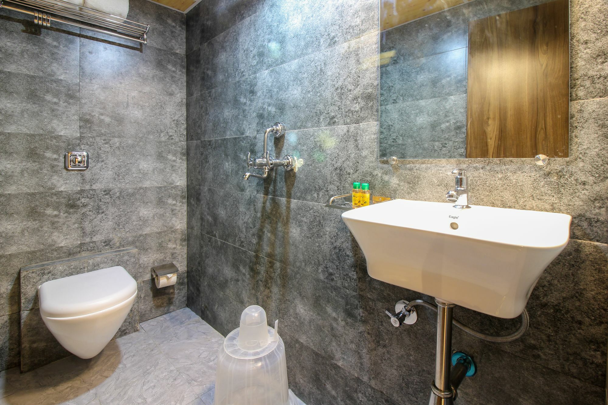 Fabhotel Amour - Nr Mumbai International Airport Bagian luar foto